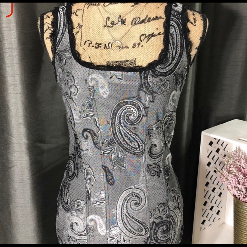WHBM Tank Top - Picture 6 of 10